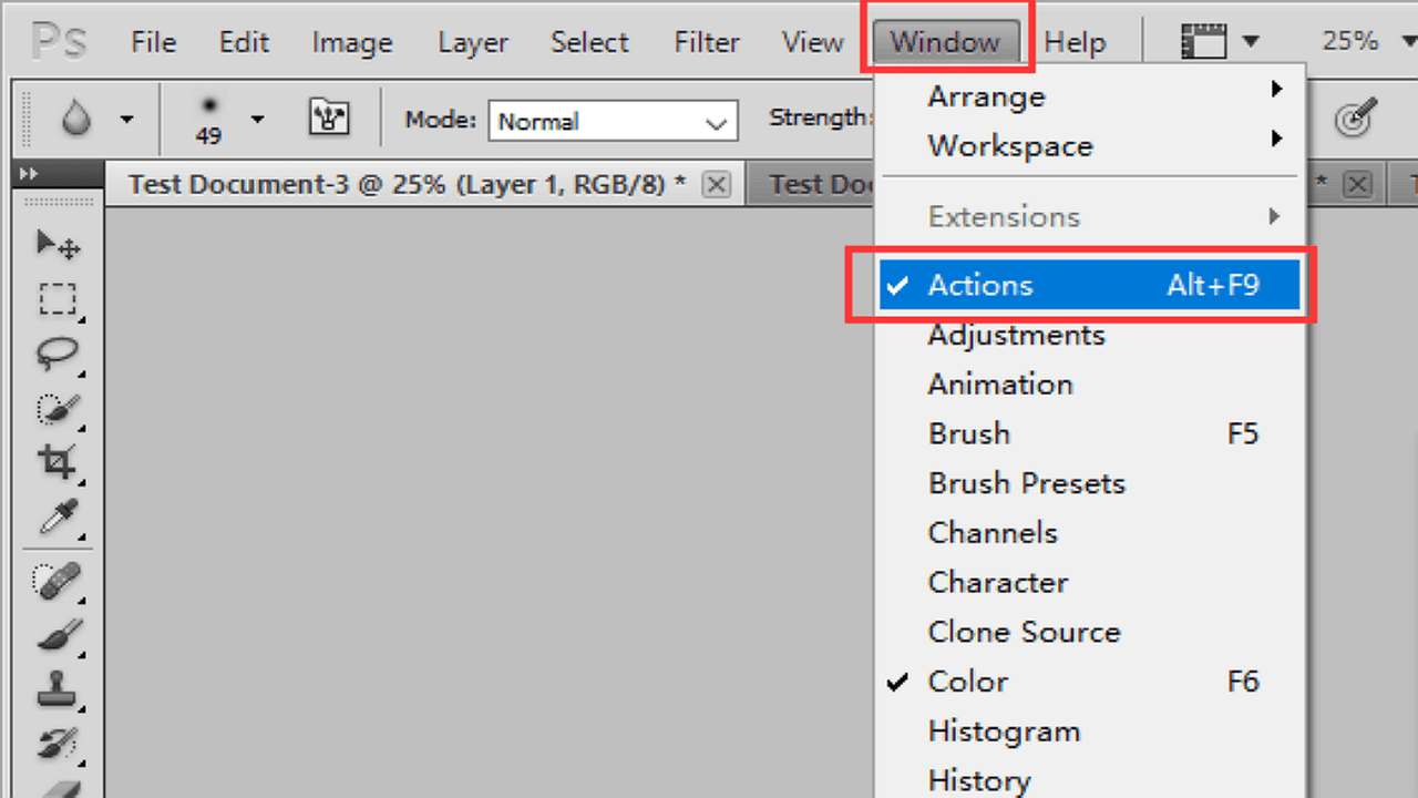 1. Photoshop öffnen und die PDF-Datei laden.
